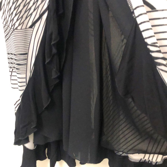 Mikai wrap spaghetti strap dress- size - small - Picture 7 of 8